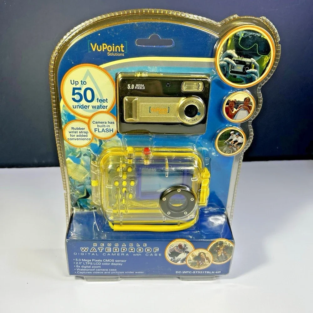 VuPoint Solutions 5.0 Mega Pixels Underwater Digital Camera with Waterproof Case